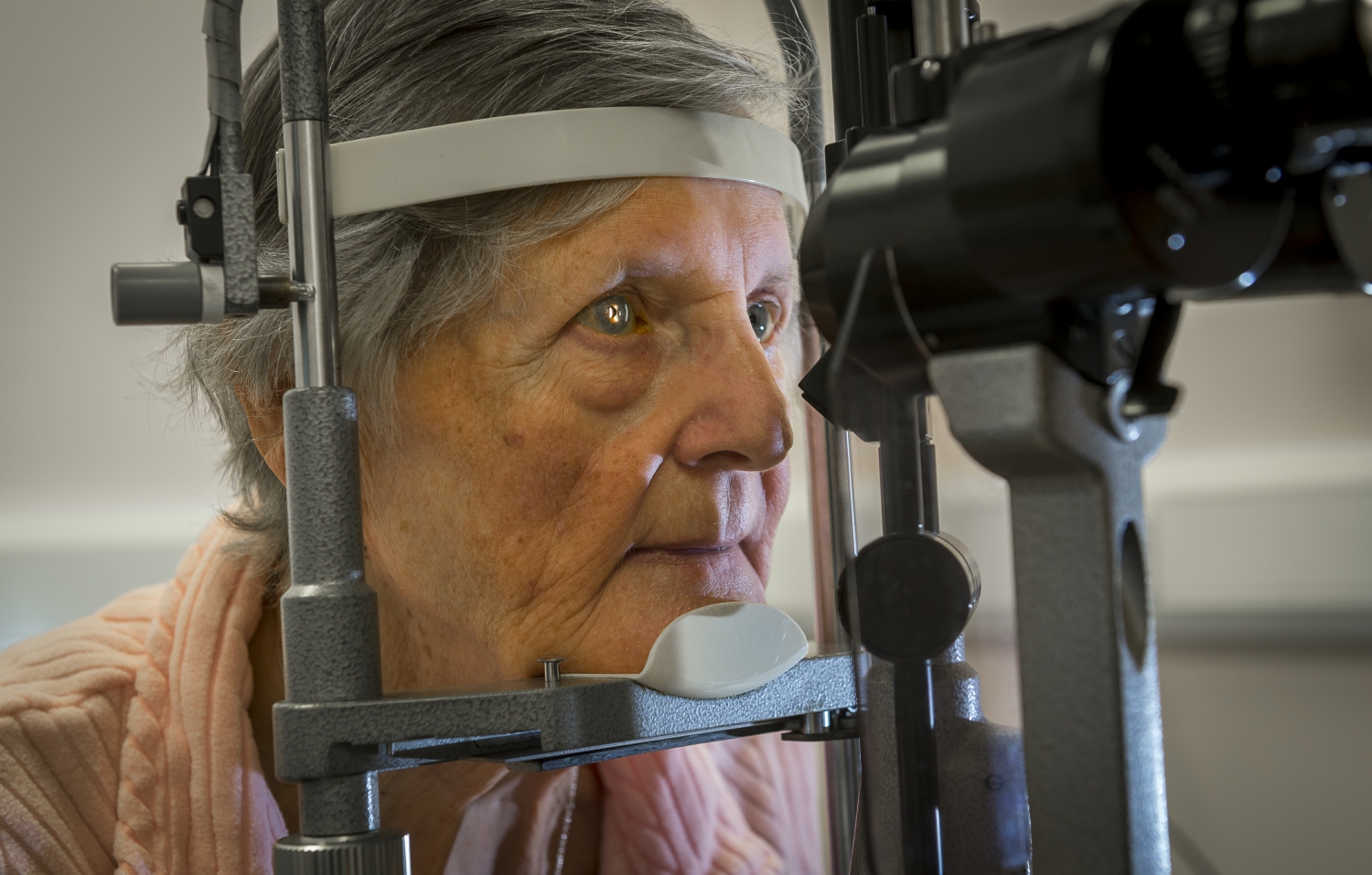 Policy and regulation stand in the way of NHS use of unlicensed eye